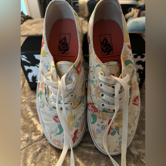 Disney Little Mermaid Authentic Vans - Picture 6 of 13